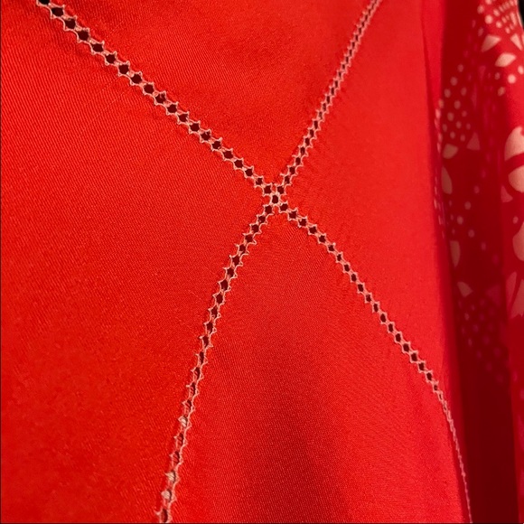 CALF LENGTH DESIGNER EYELET SILK SKIRT - Picture 4 of 4